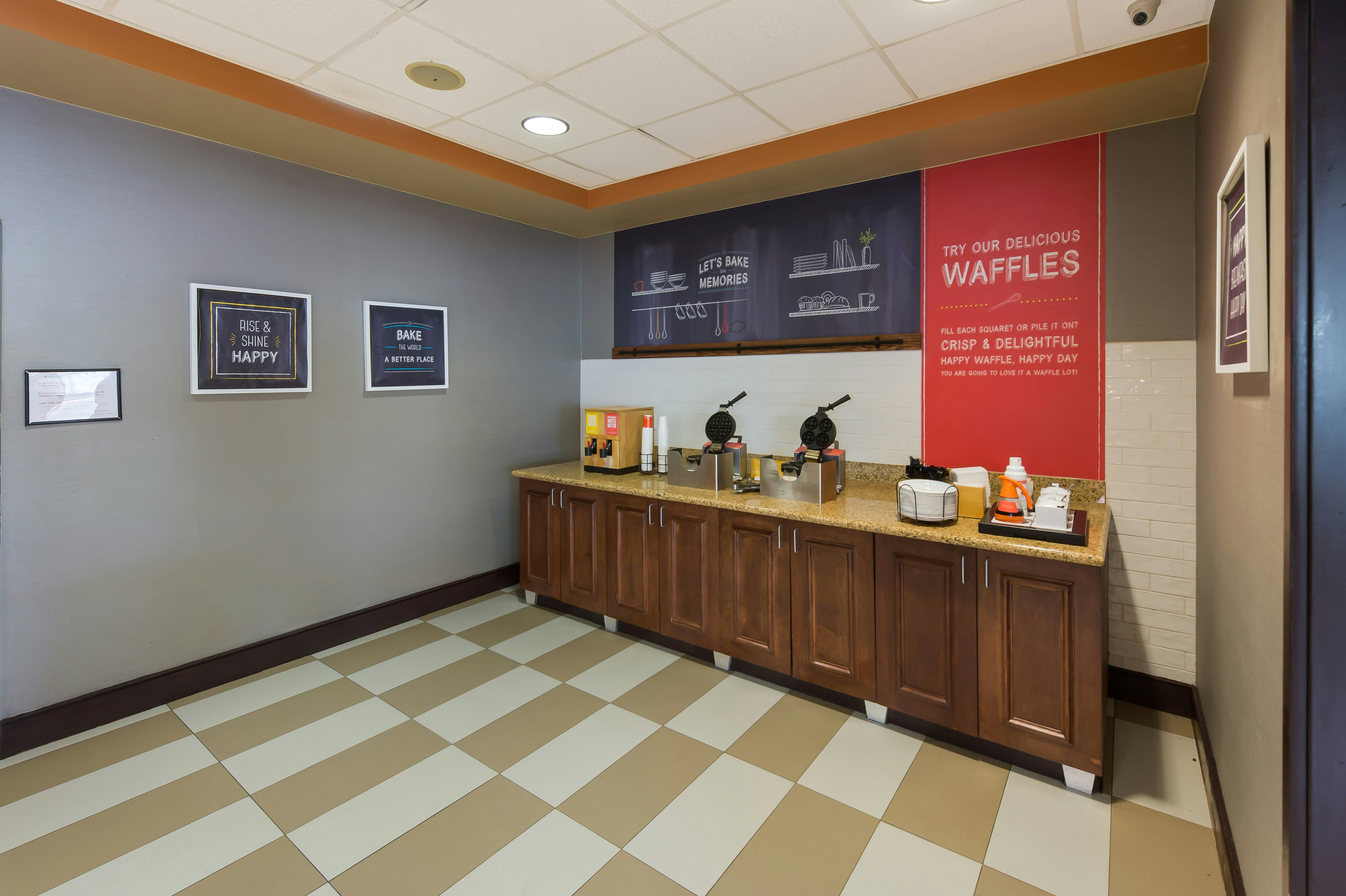 Hampton Inn Nanuet 3/41