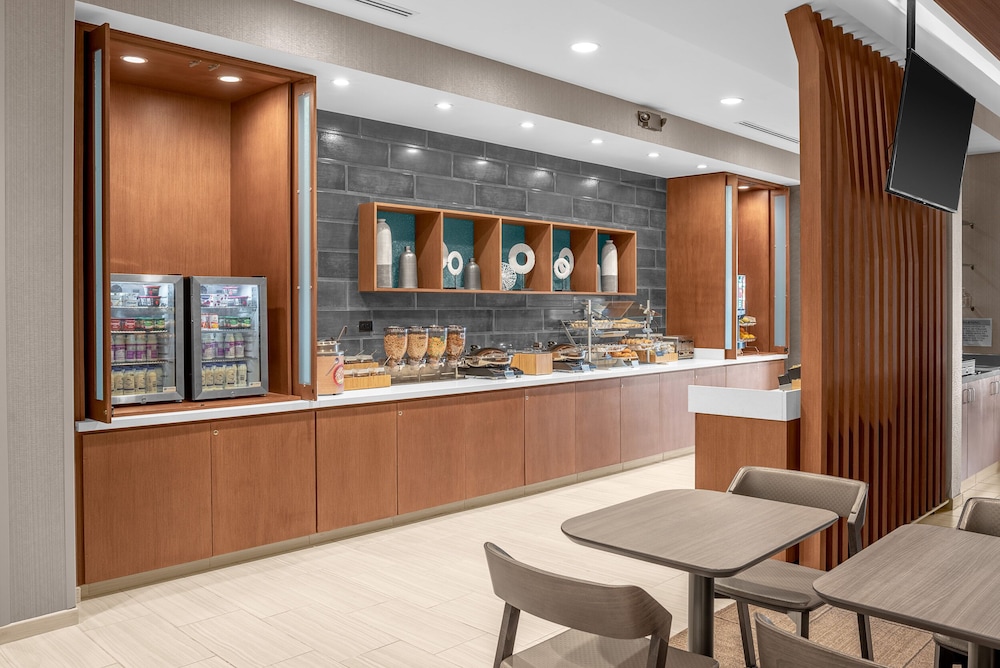 SpringHill Suites by Marriott Jackson 6/28