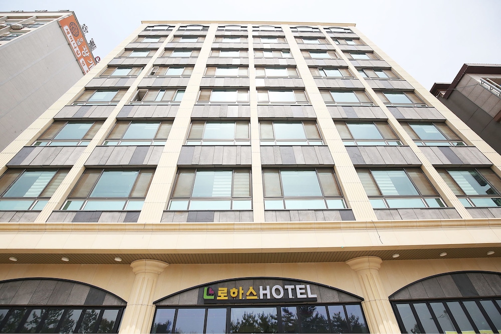 Lohas Hotel 1/29