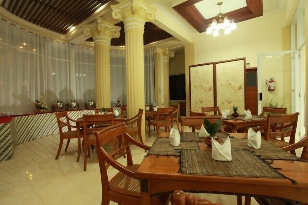 Hotel Filadelfia 12/15
