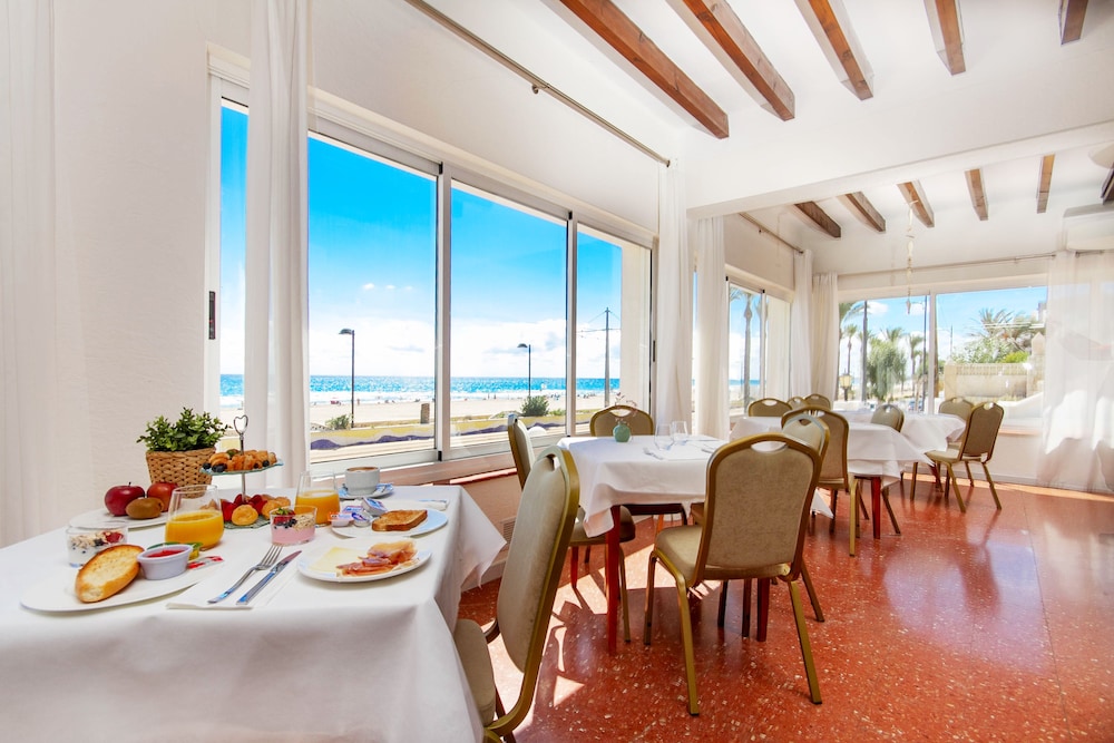 Hostal San Juan 38/69