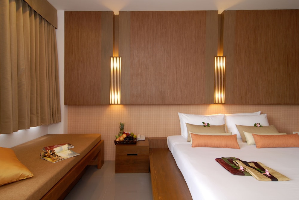 Peach Blossom Resort 23/50