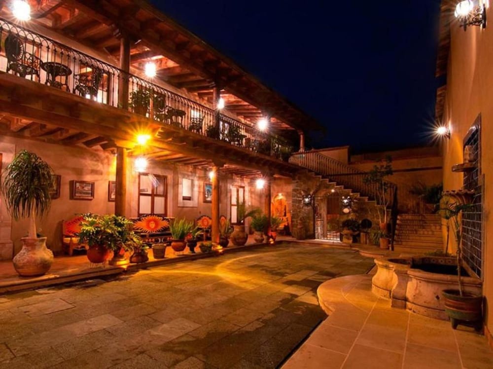 La Mansion de los Suenos 4/76