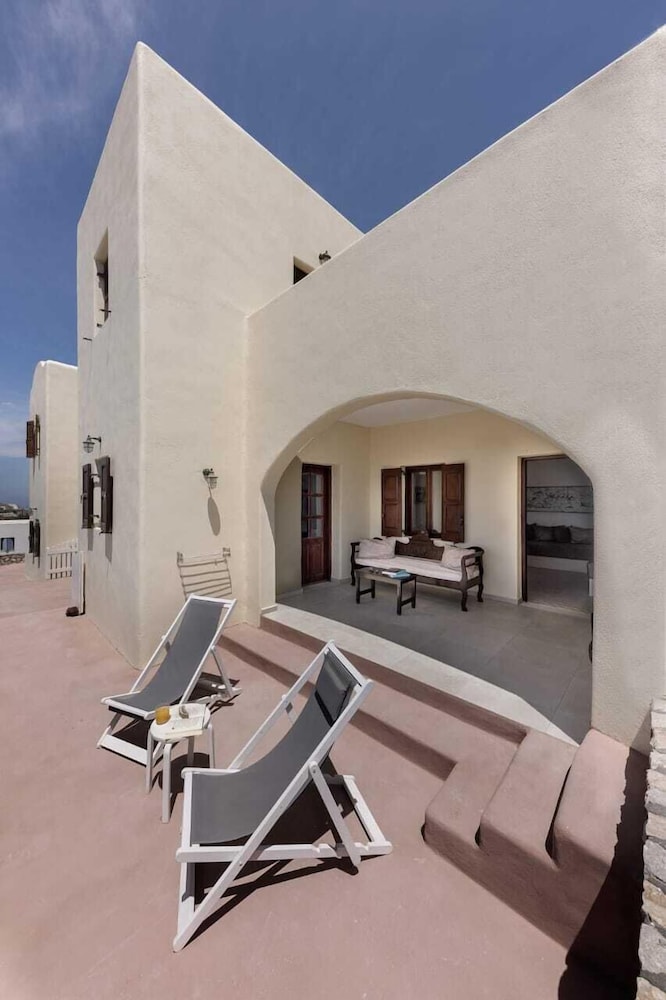 Zatrikion Villas Santorini 5/47