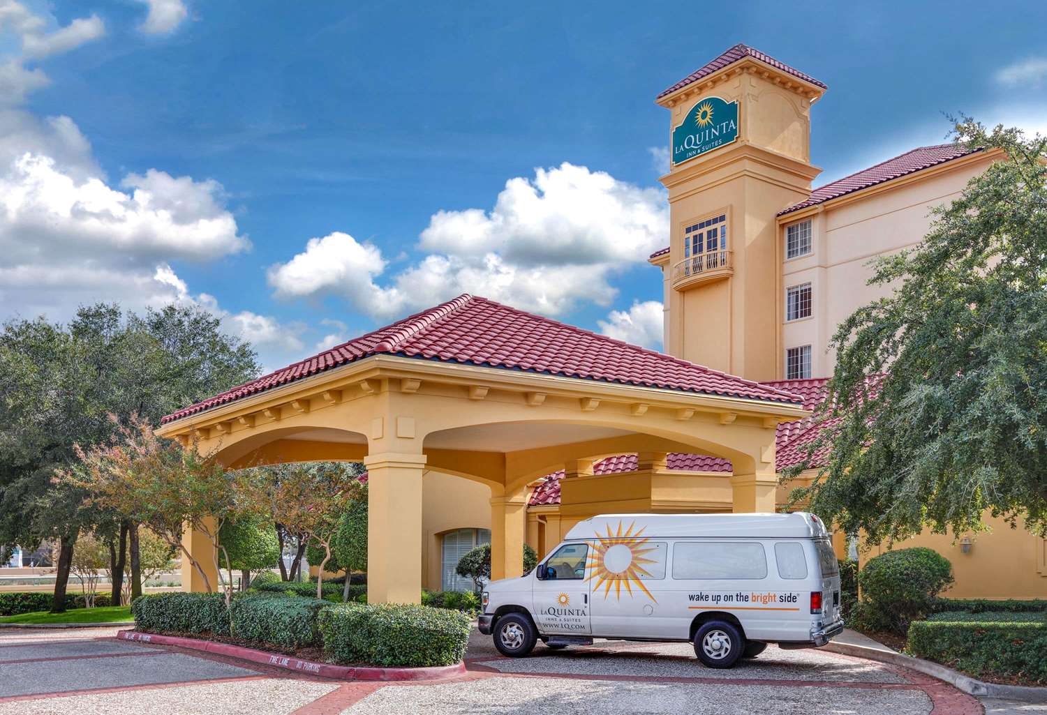 La Quinta Inn Suites Dallas North Central 6/48