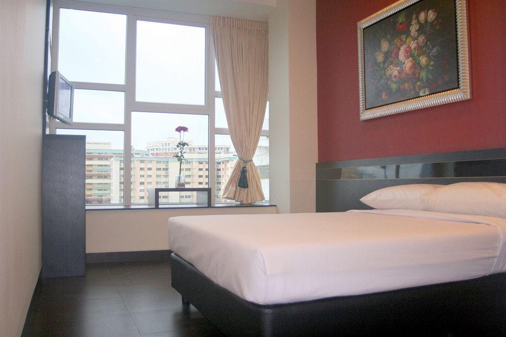Hotel 81 Kovan 15/27