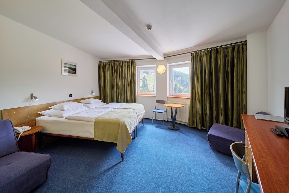 Hotel Horizont 13/50