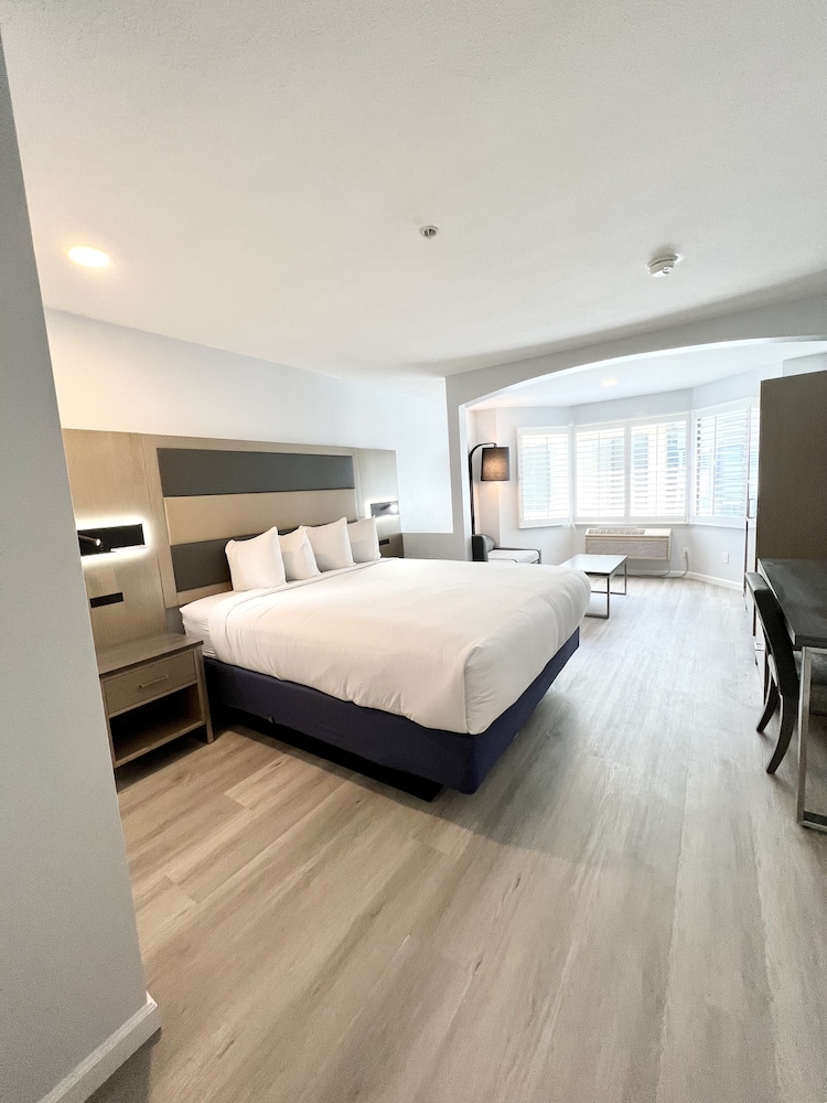 Hotel Aluxor SFO 19/46