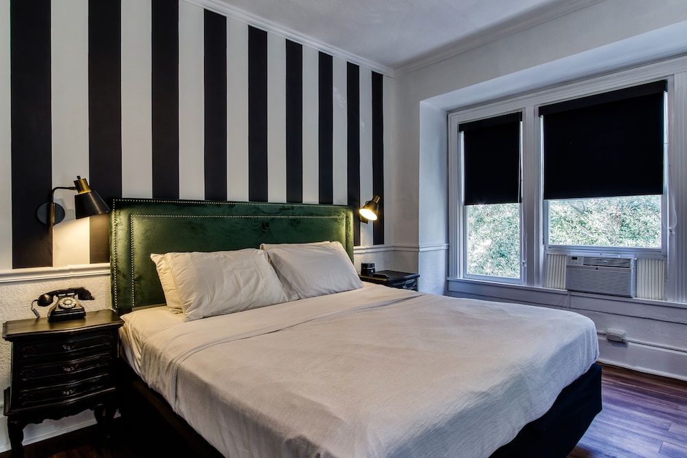Cordova Inn 27/56