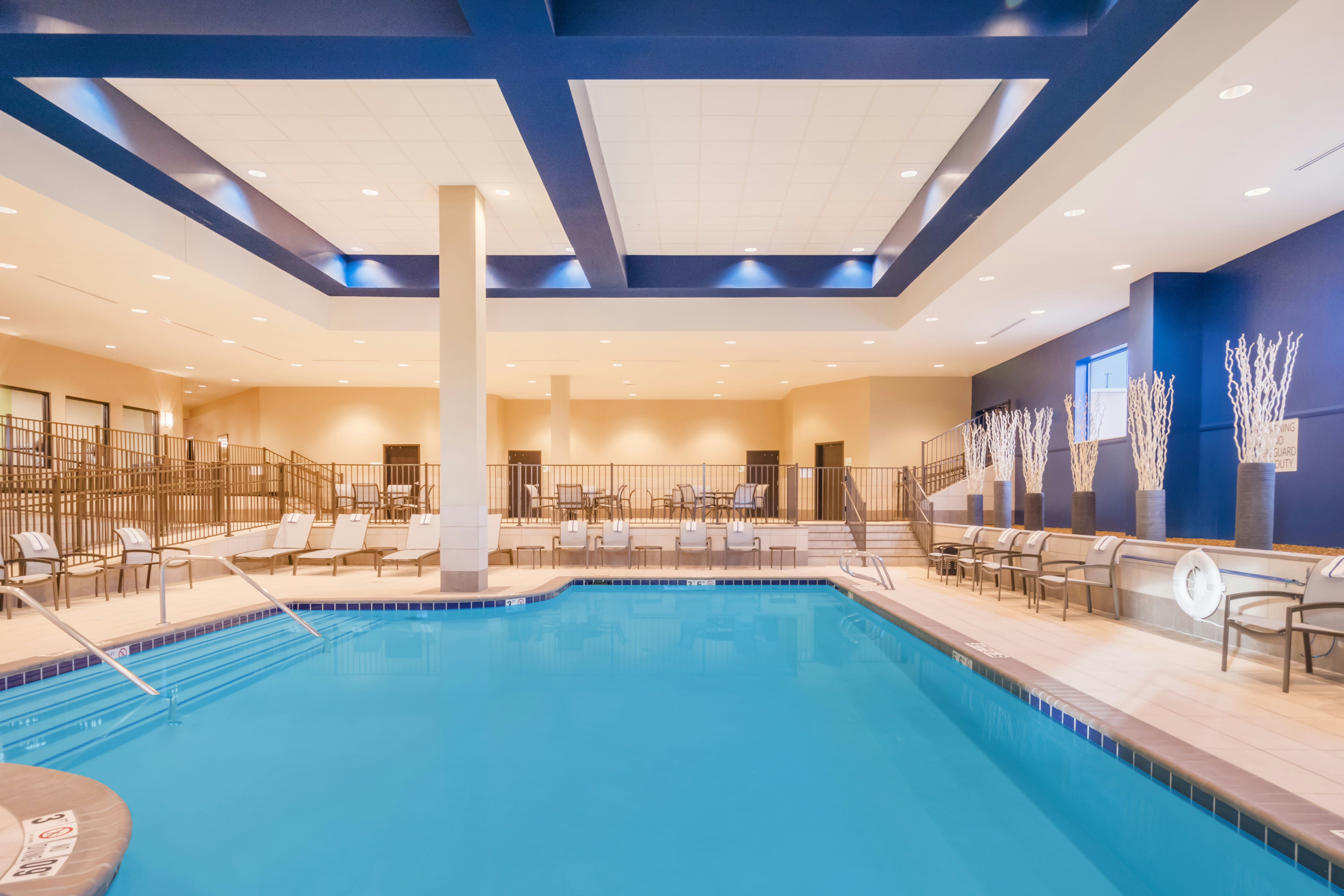 Holiday Inn Terre Haute 14/34