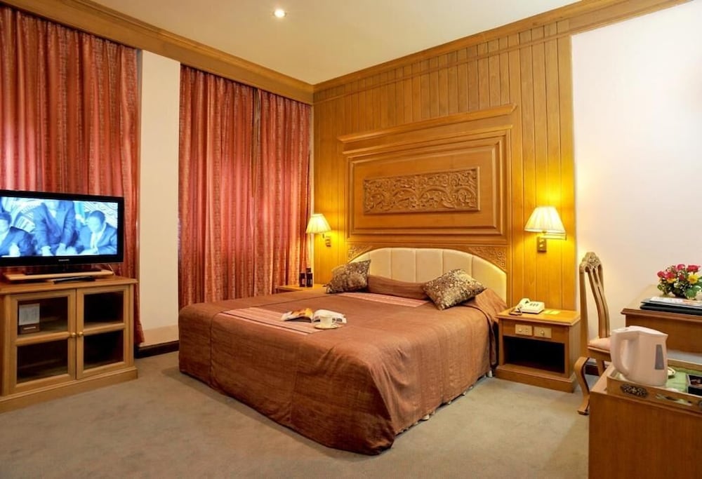 Maeyom Palace 6/41