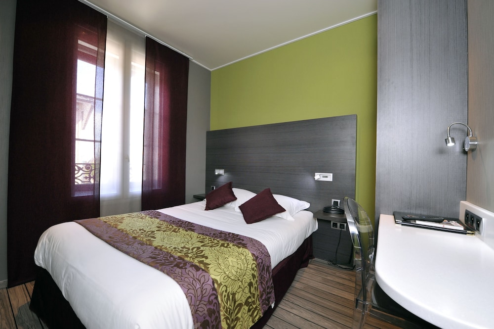 Hotel de Bourgogne 16/69