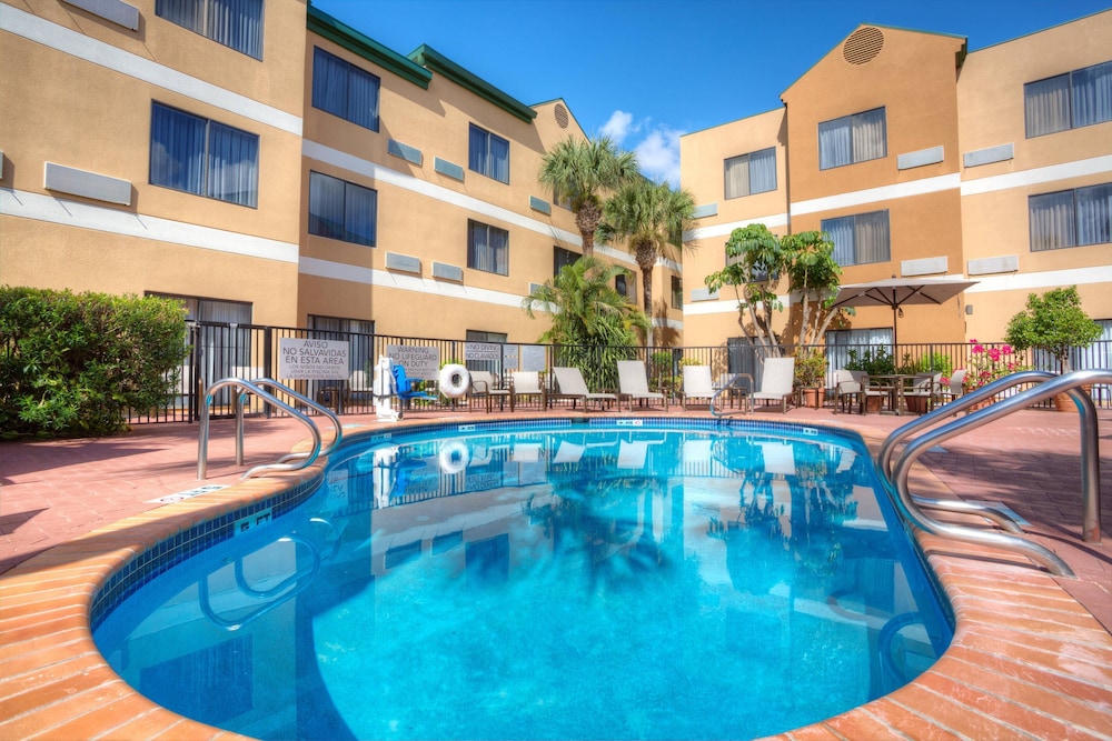 Courtyard By Marriott Mcallen Airport in MCALLEN - TX