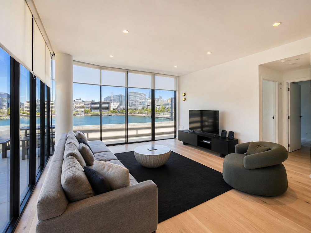 The Sebel Residences Melbourne Docklands 37/55