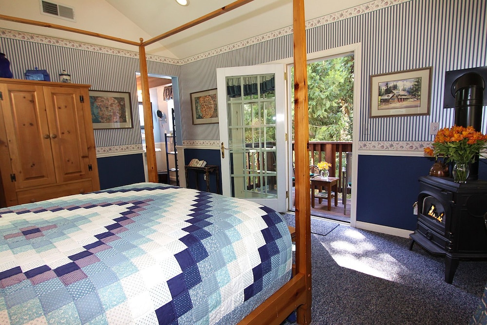 McCaffrey House Bed and Breakfast Inn 26/52