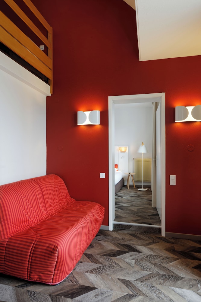 Hotel Beausejour 45/68