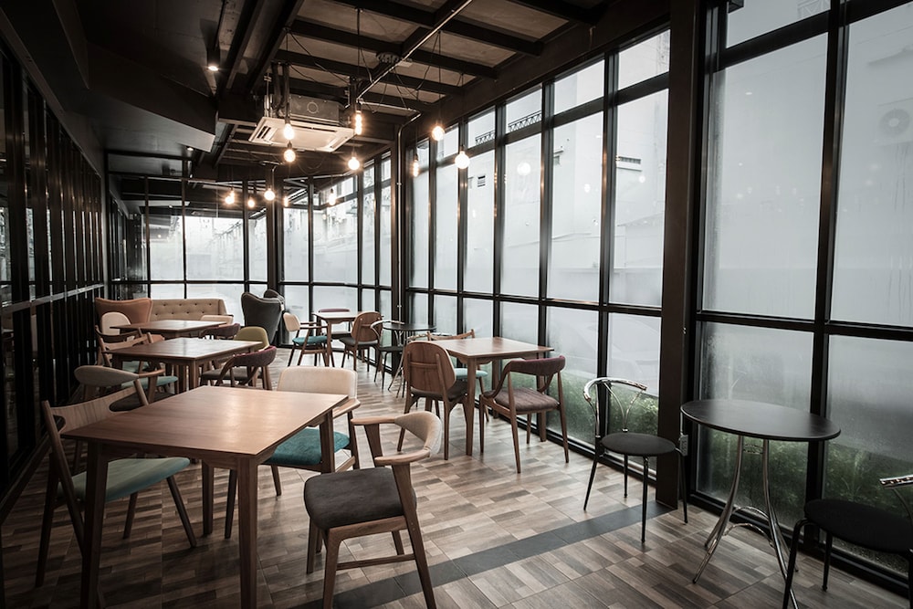 Mandy Nok Hotel 39/46