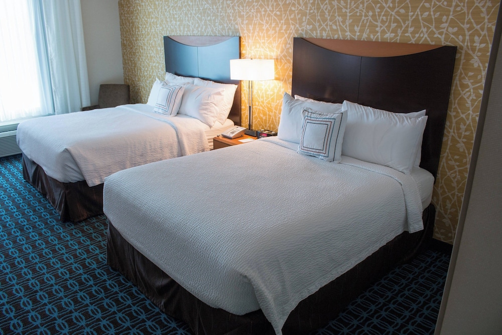 Fairfield Inn Suites By Marriott Oakland Hayward 14/48