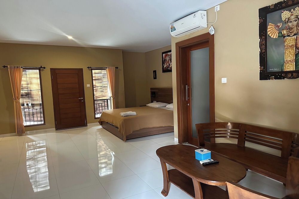 Gora Beach Inn 22/53