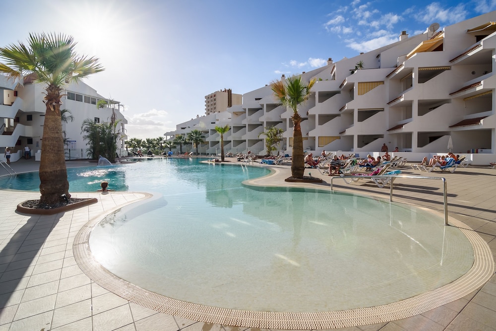 PALOMA BEACH APARTMENTS 53/57