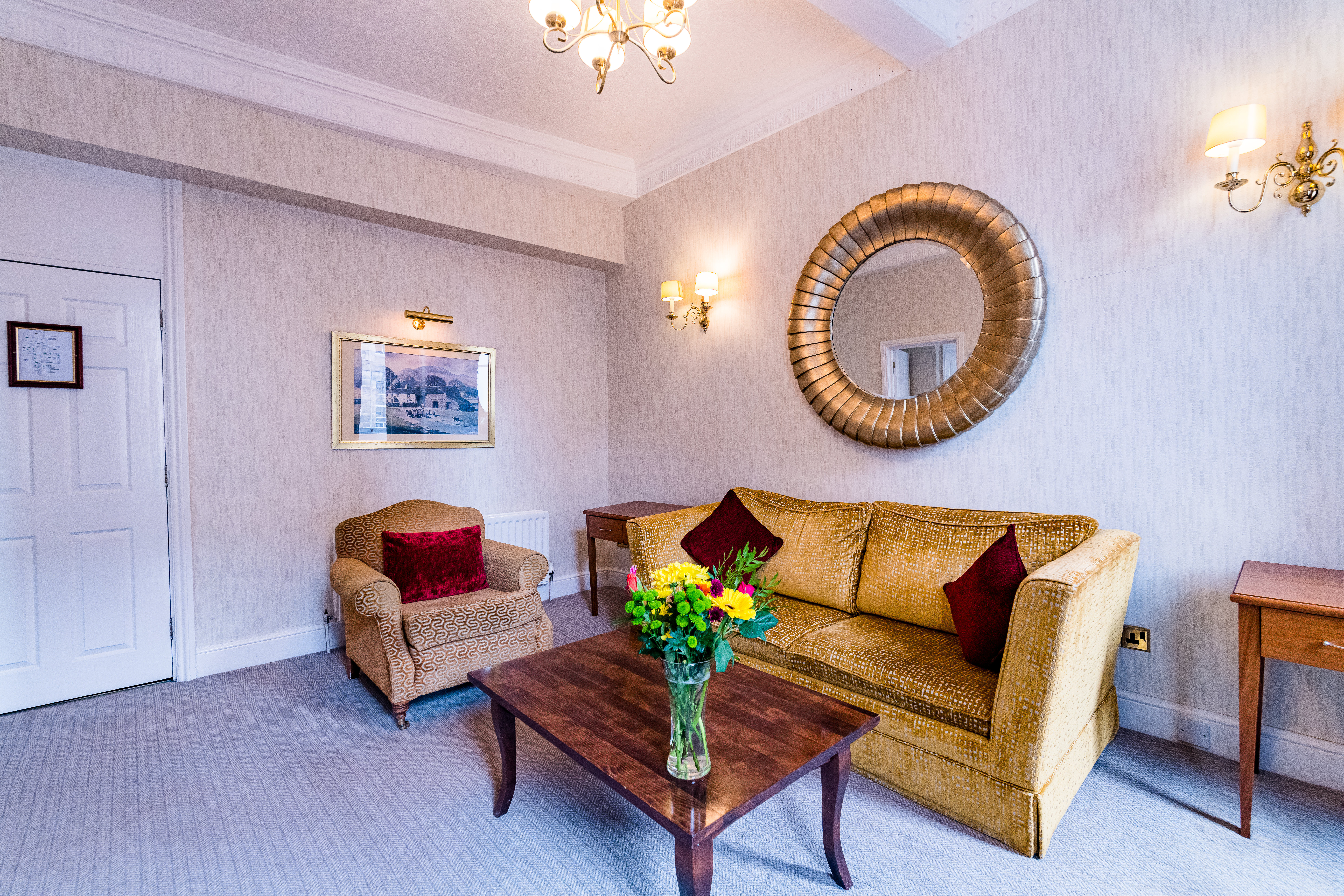 The George Hotel 35/50