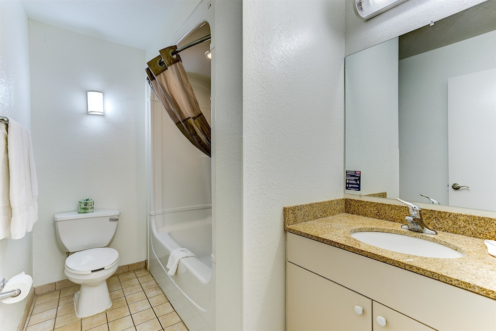 Studio 6 Extended Stay - Kissimmee, FL - Orlando 28/31