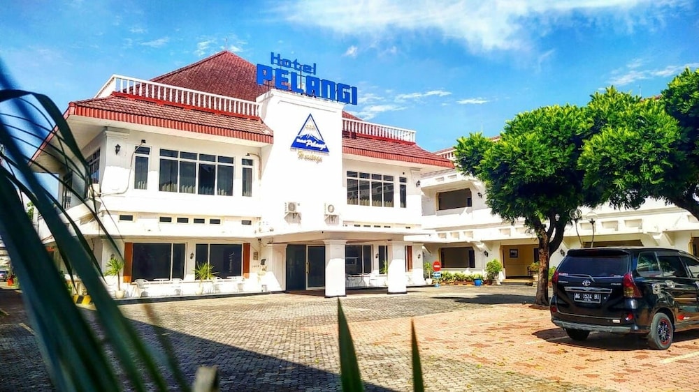 Hotel Pelangi Malang 7/58