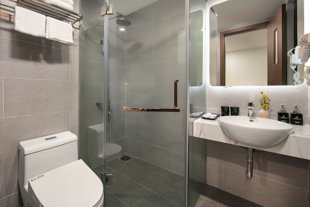 Hanoi Vacanza Premier Hotel 43/45