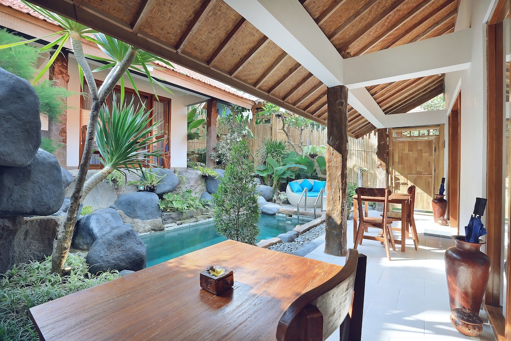 Batu Agung Villas 21/33