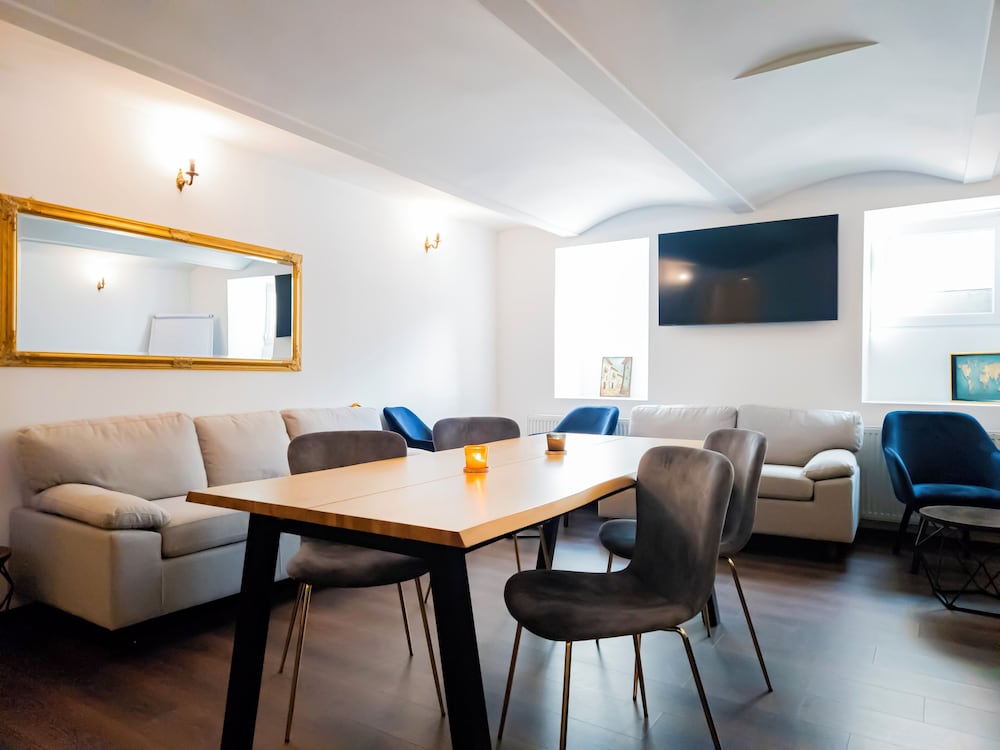 Residence Central Annapolis 44/58