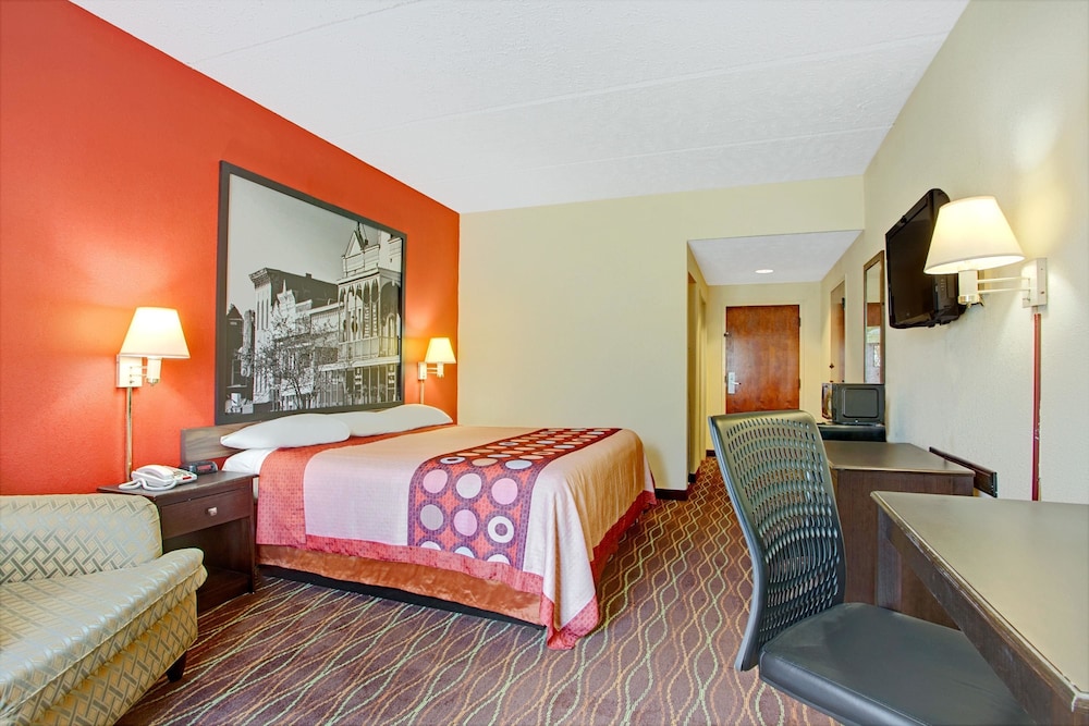 Motel 6 Canton, MS 6/19