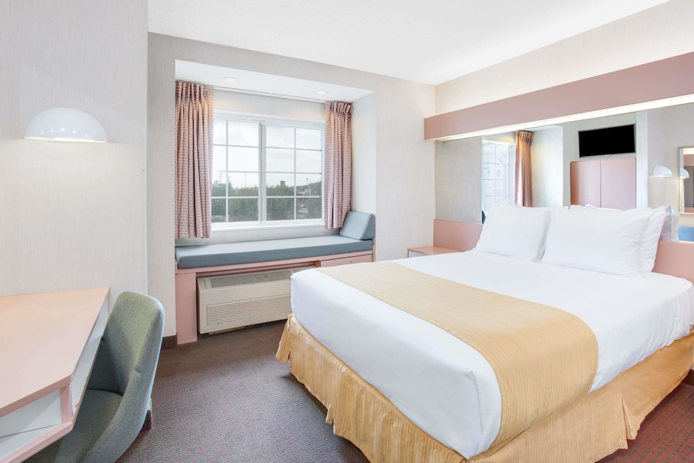 Microtel Inn Greensboro 9/54