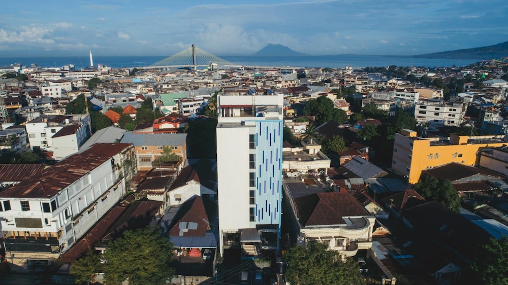 Genio Hotel Manado 48/50