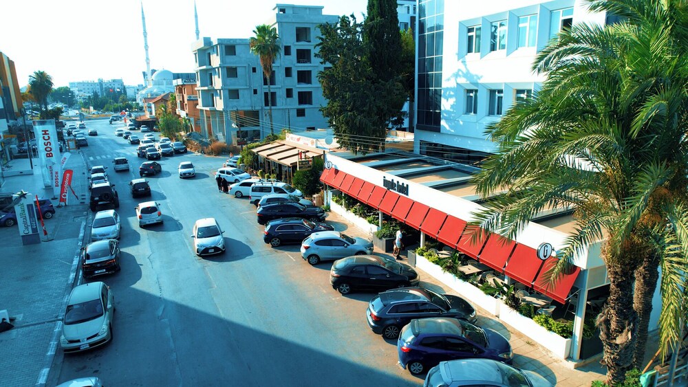 Ingate Hotel 48/50