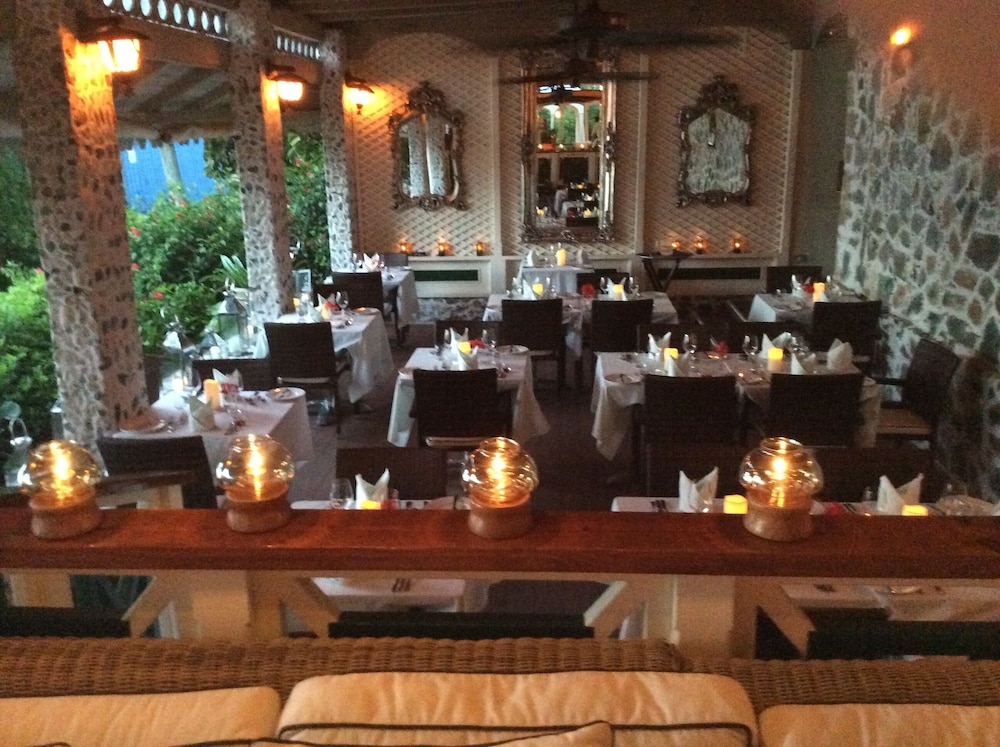 Sugar Mill Hotel 15/33