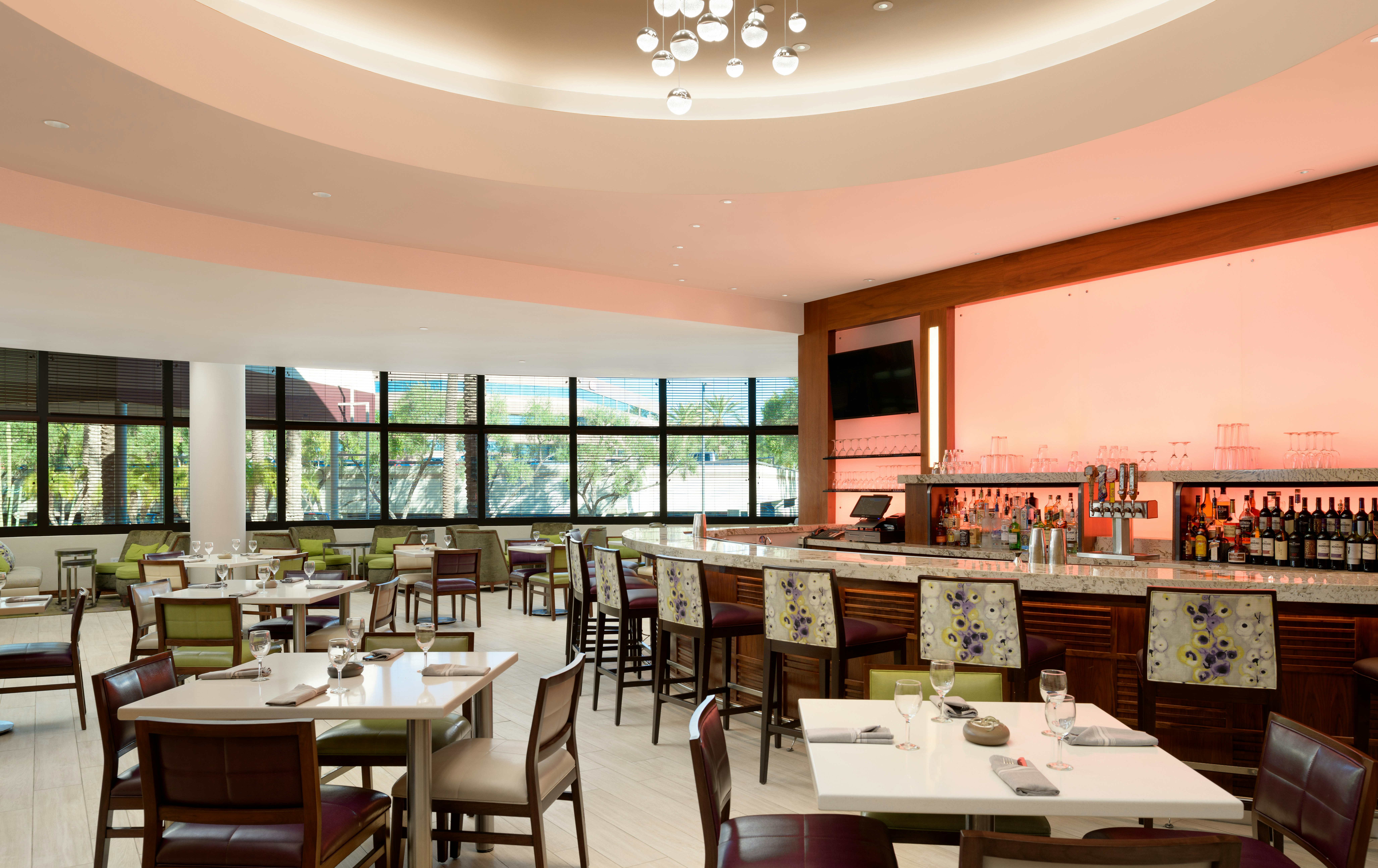 DoubleTree Suites by Hilton Hotel Phoenix 15/38