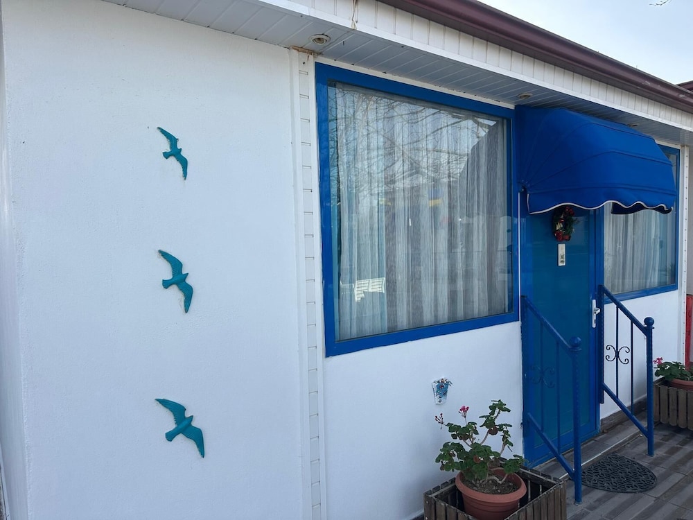 Mavi Restaurant & Bistro Villas 2/47