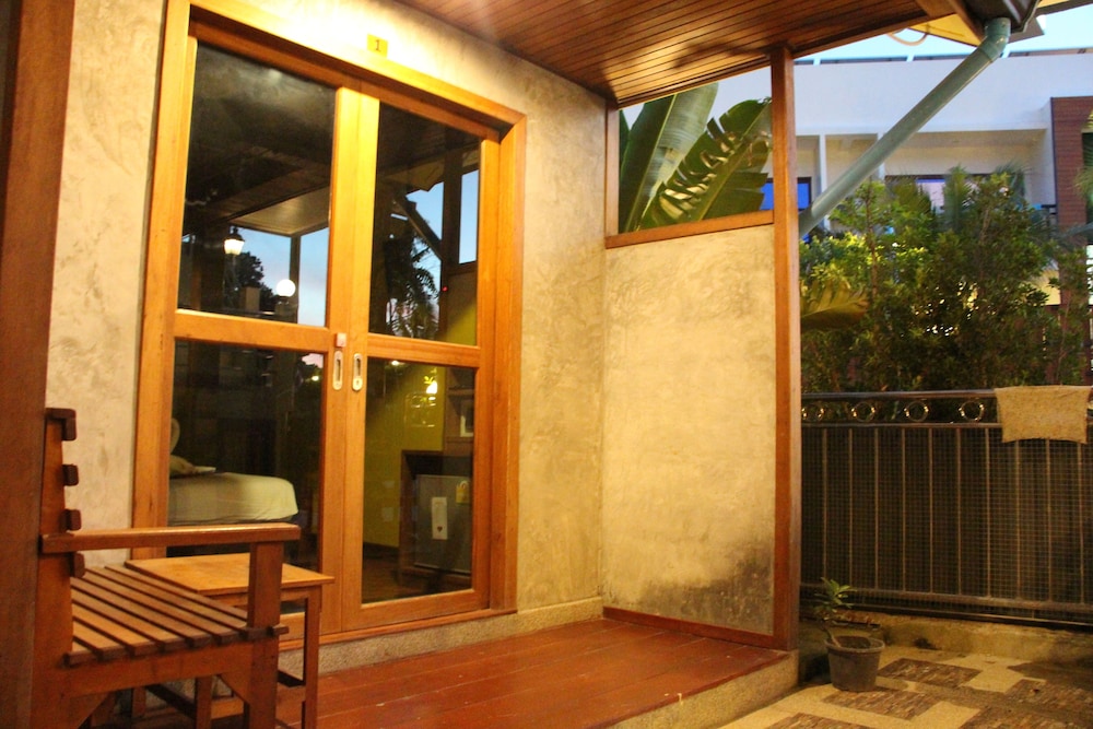 The Noi Guesthouse Koh Lipe 2/26