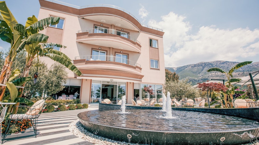 Hotel Sole Luna 8/72
