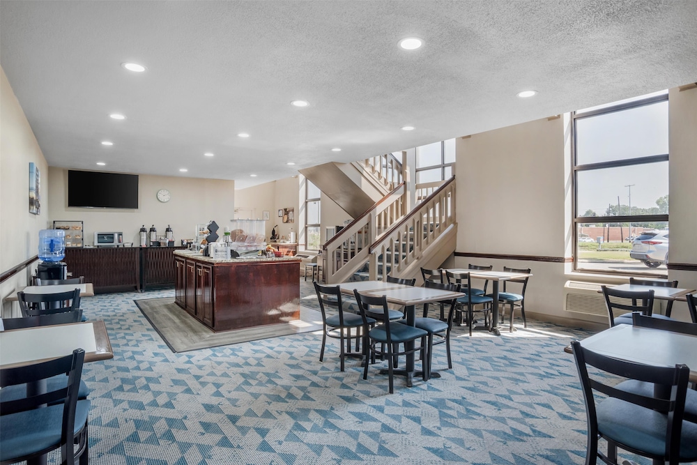 SureStay Plus By Best Western Greenwood 34/50
