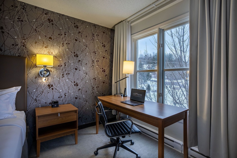 Chateau Bromont 33/38