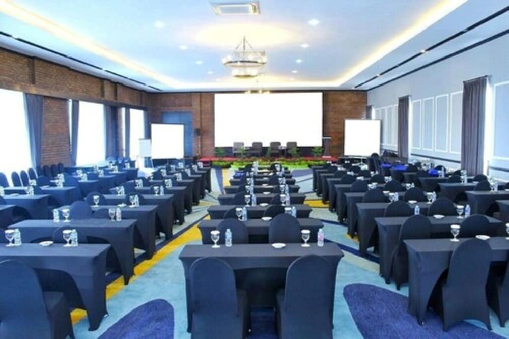 Forbis Hotel 41/50