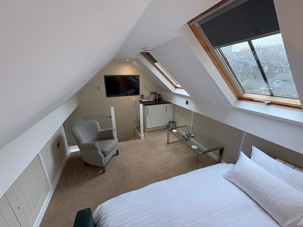 The Westbourne 17/47