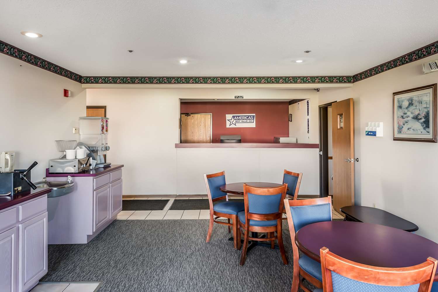 Americas Best Value Inn Wenona 22/32
