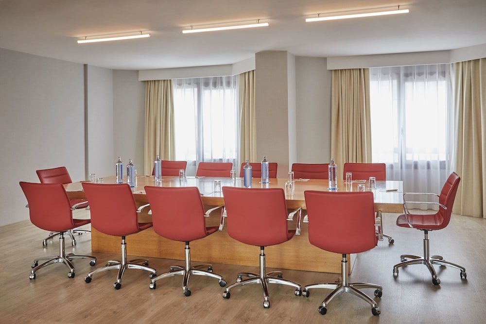 Hesperia Sevilla Hotel 66/72