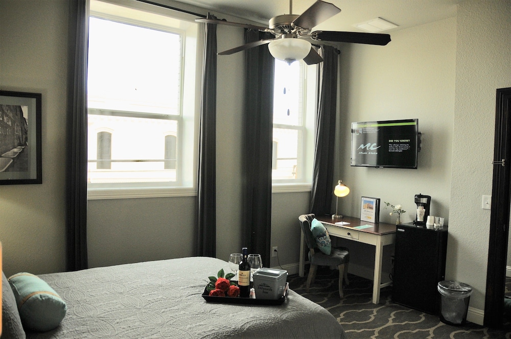 The Dilworth Inn Suites 28/46