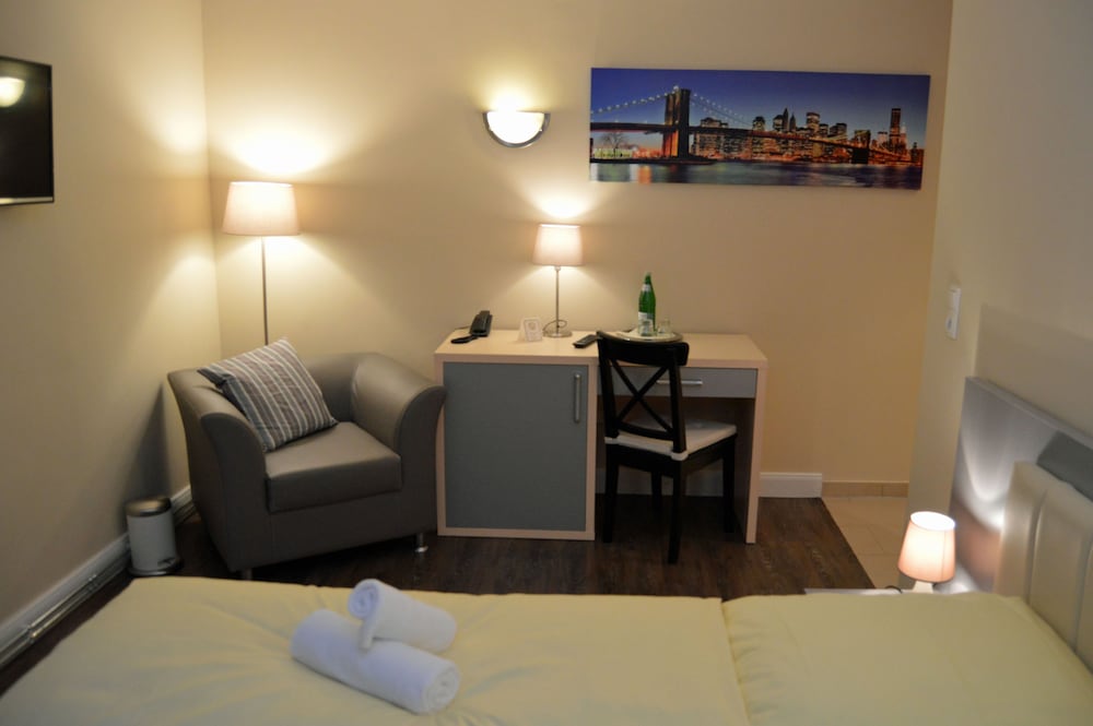 Hotel Jeta 36/50
