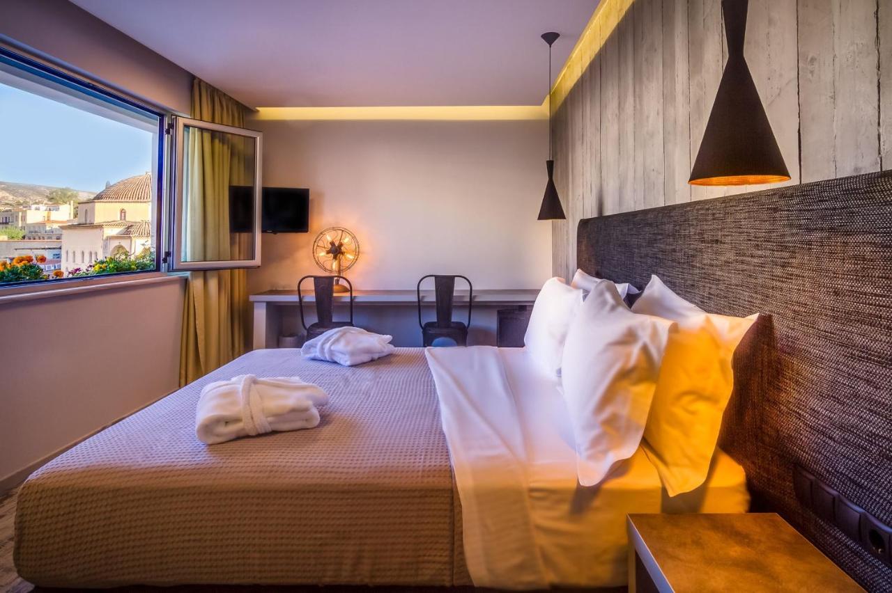 Deluxe, Double Bed