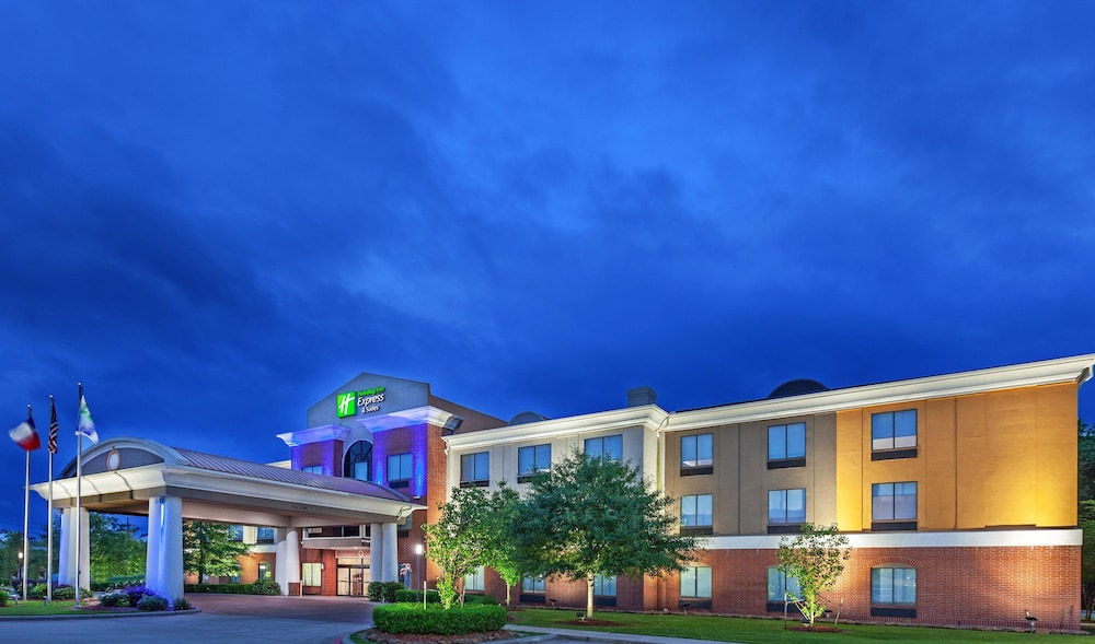 Holiday Inn Express Hotel Suites Orange 8/70