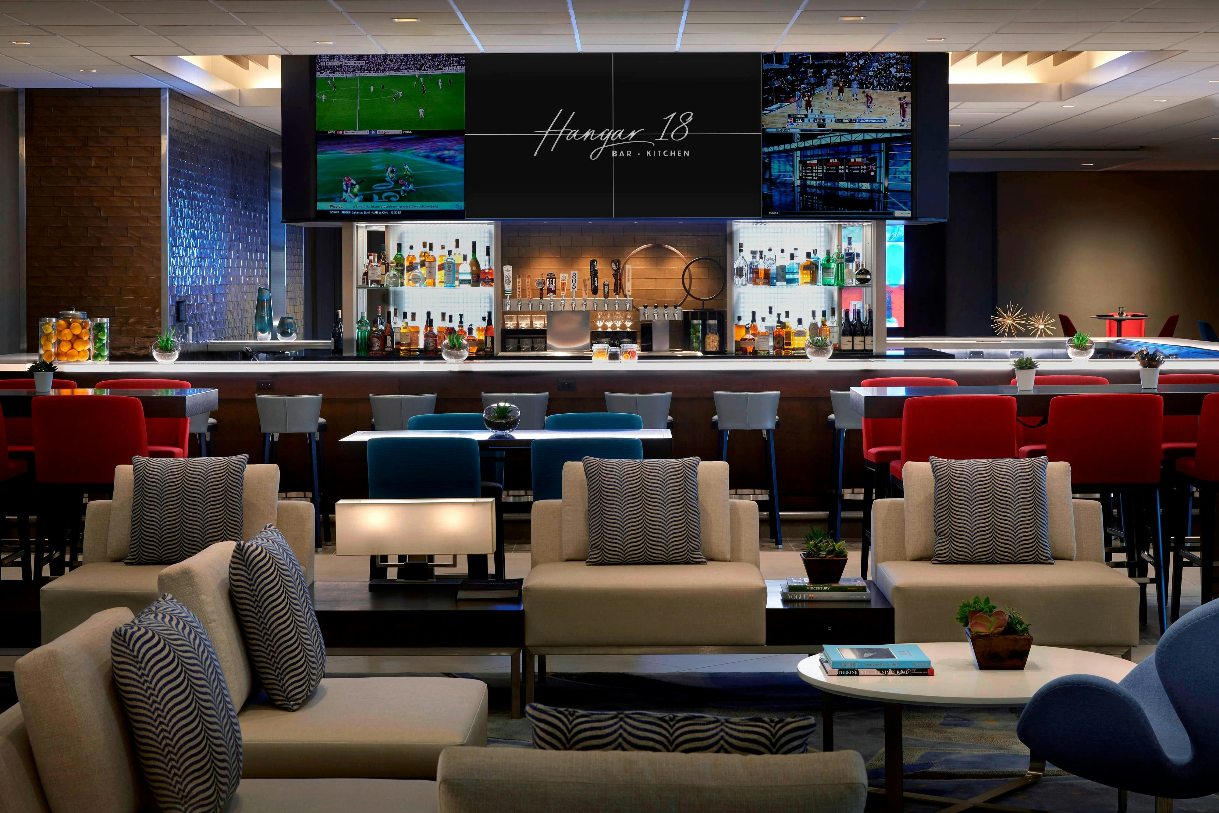 Marriott Los Angeles Airport 55/77